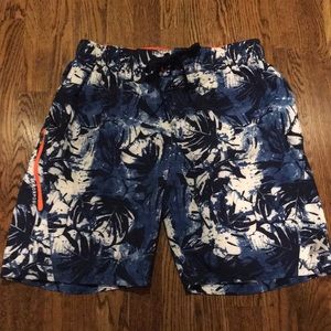 Men’s swimming trunks